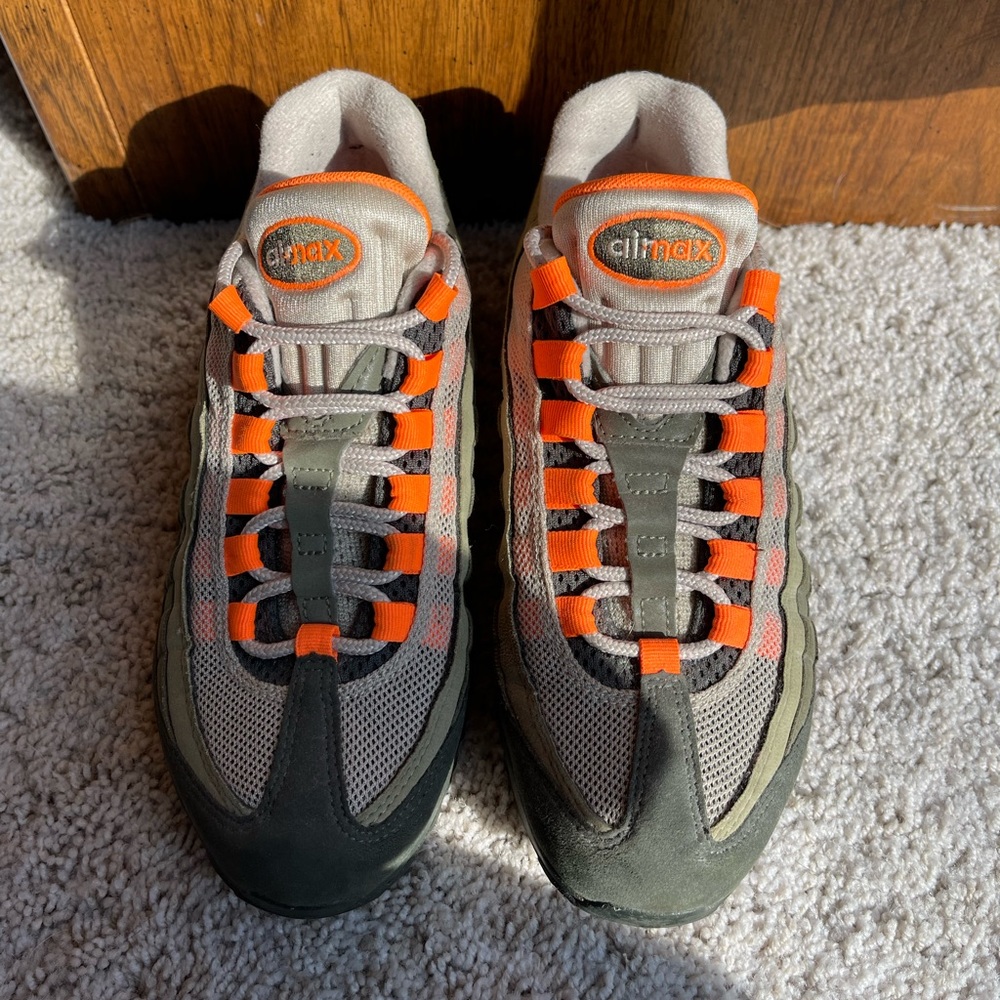 Nike Air Max 95 Total Orange and Medium Olive mens size 5, used